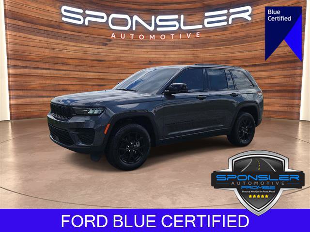 Used 2024 Jeep Grand Cherokee Altitude AWD/4WD image 1
