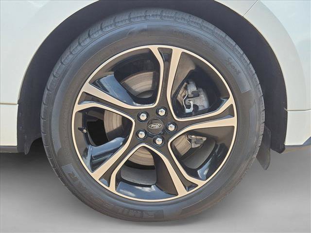 Certified 2020 Ford Edge ST w/ Cold Weather Package AWD/4WD image 26