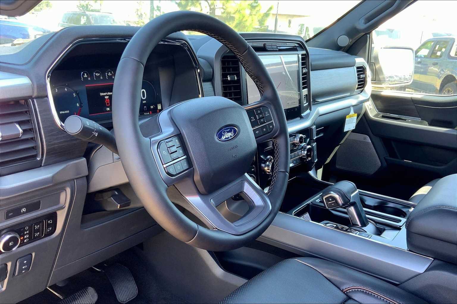 Certified 2025 Ford F150 Lariat w/ Equipment Group 501A Mid AWD/4WD image 8