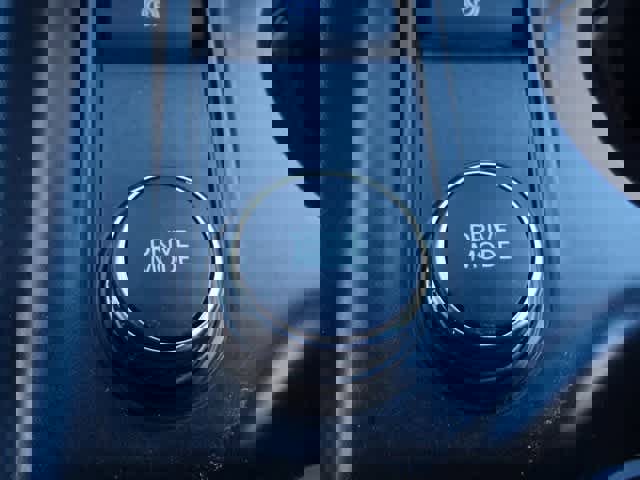 Certified 2025 Ford Explorer ST image 40