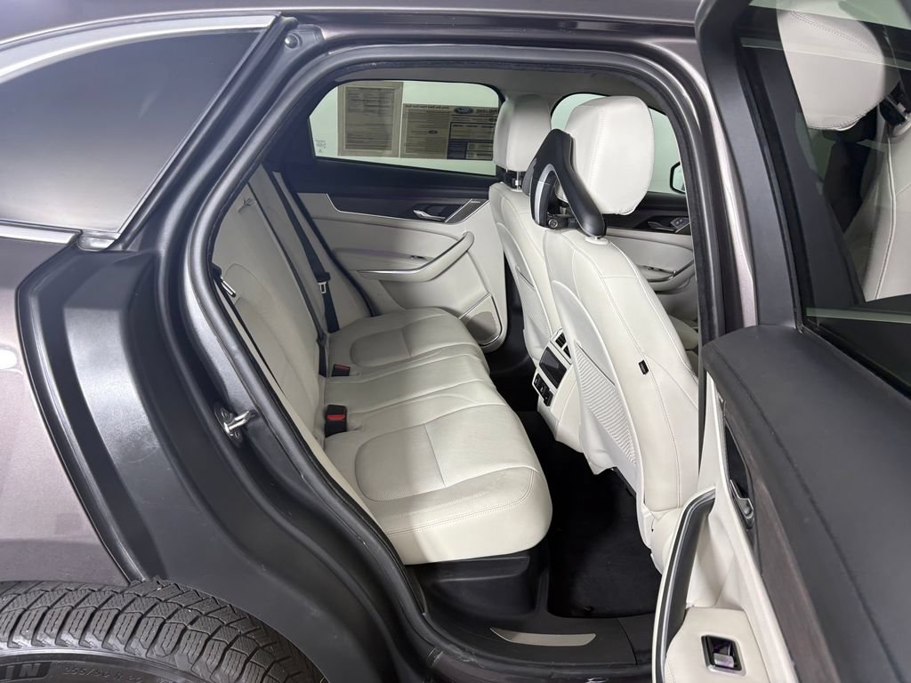 Used 2021 Jaguar F-PACE S AWD/4WD image 34