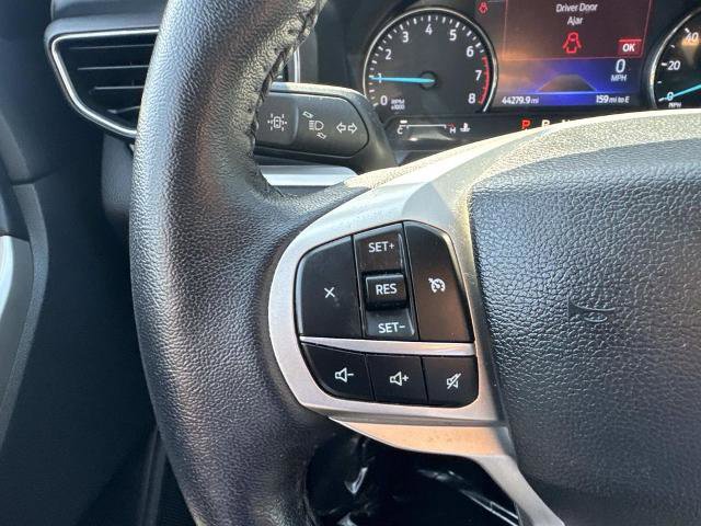 Certified 2022 Ford Explorer XLT w/ Equipment Group 202A RWD image 22