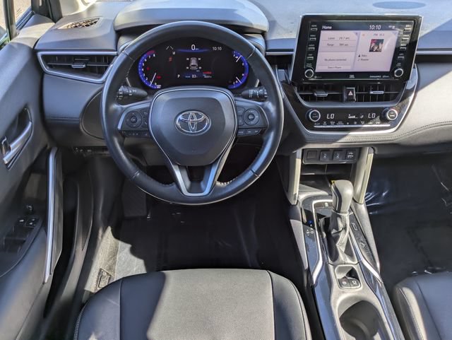 Used 2022 Toyota Corolla Cross XLE w/ Convenience Package FWD image 16