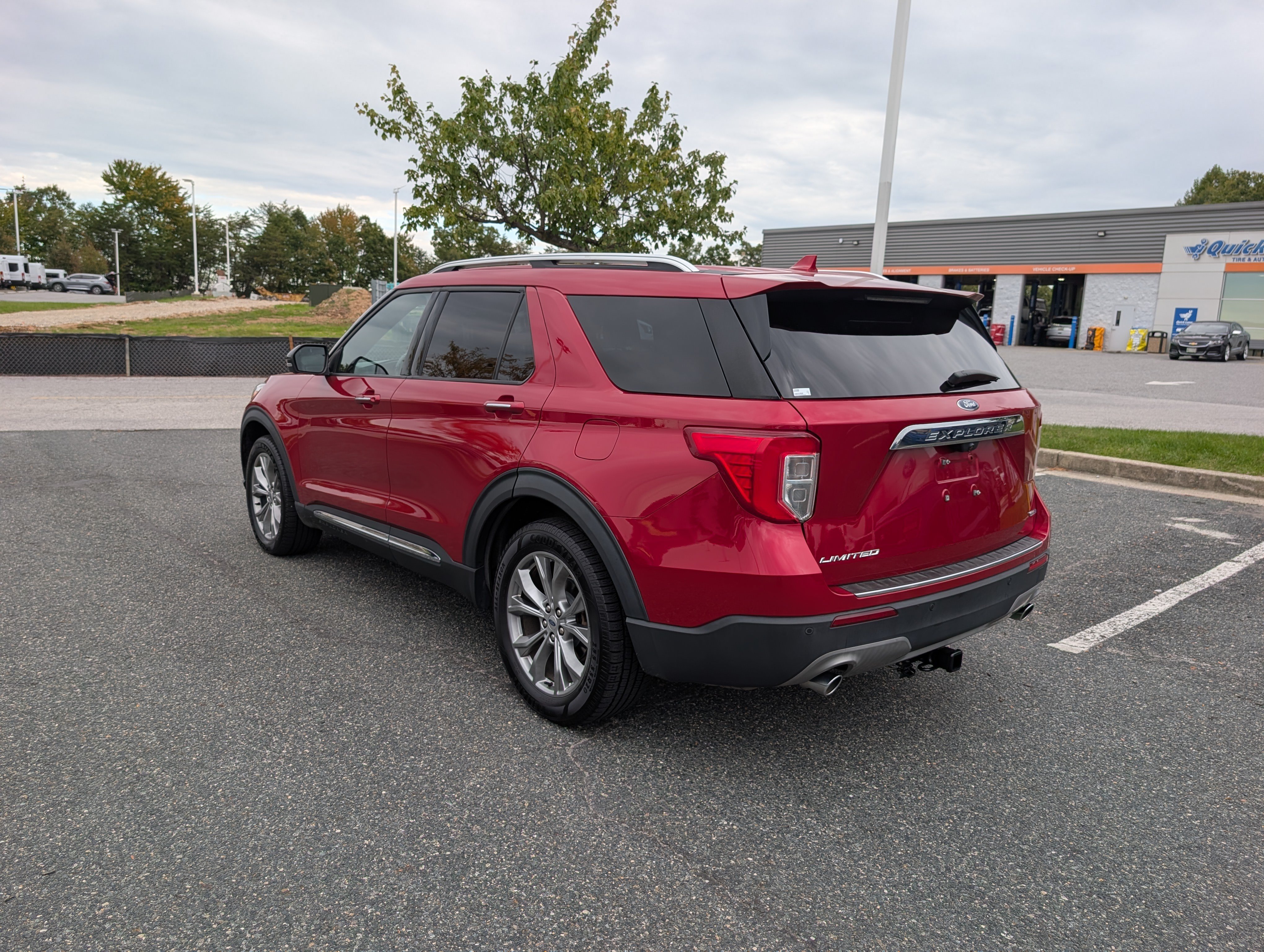Certified 2020 Ford Explorer Limited AWD/4WD image 6