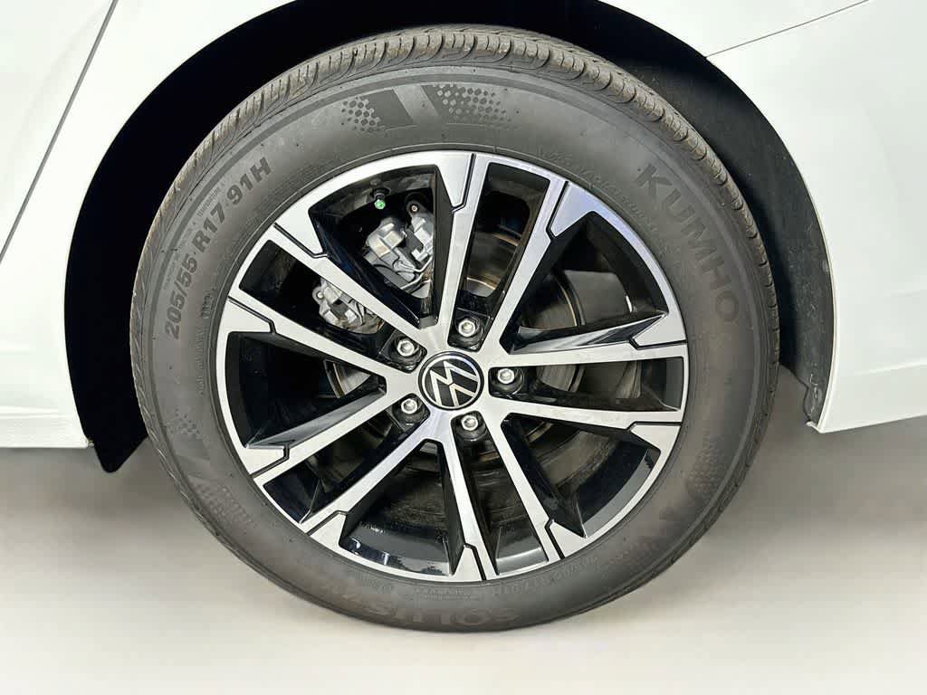 Used 2025 Volkswagen Jetta Sport FWD image 7