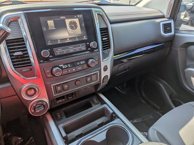 Used 2024 Nissan Titan SV w/ SV Convenience Package AWD/4WD image 23