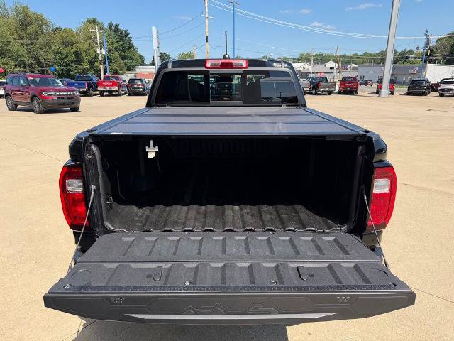 Used 2024 GMC Canyon AT4 w/ AT4 Premium Package AWD/4WD image 7