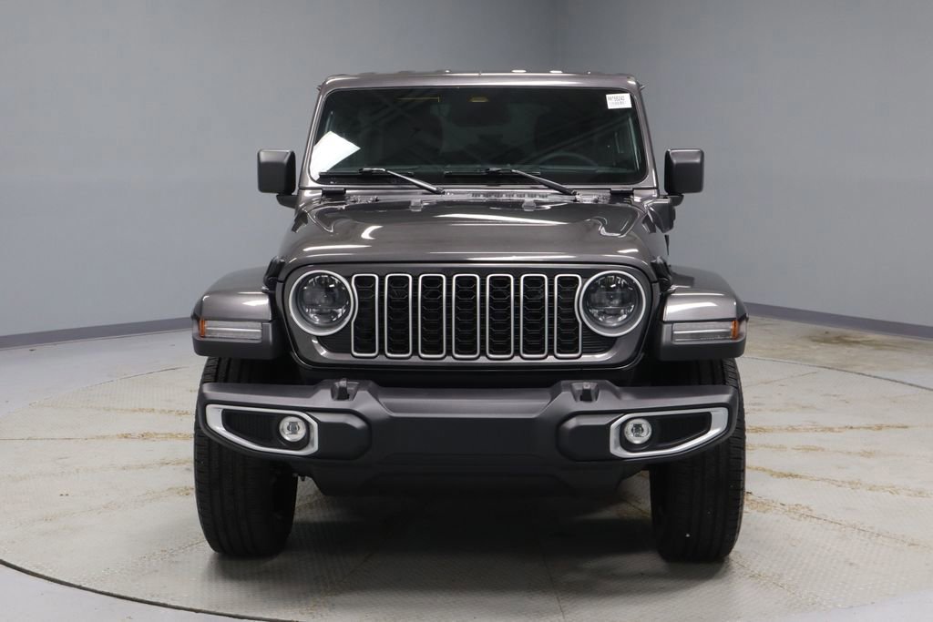 Used 2025 Jeep Wrangler Unlimited Sahara AWD/4WD image 8