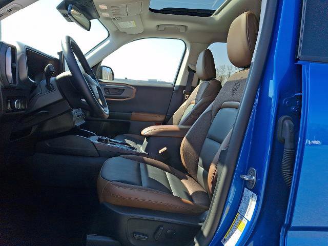Certified 2025 Ford Bronco Sport Outer Banks w/ Outer Banks Tech Package+ AWD/4WD image 13