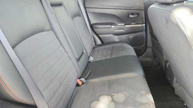 Used 2025 Mitsubishi Outlander Sport AWD image 32