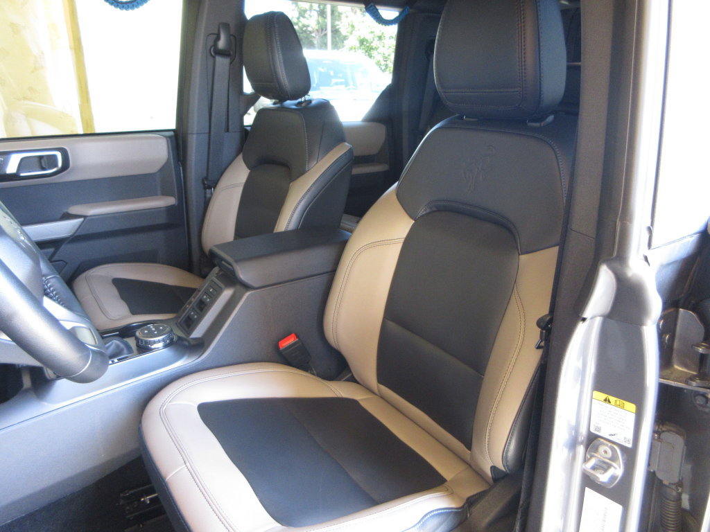 Certified 2023 Ford Bronco Wildtrak AWD/4WD image 11