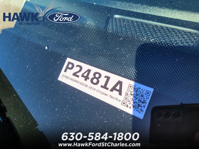 Used 2019 Chrysler Pacifica Touring-L FWD image 21