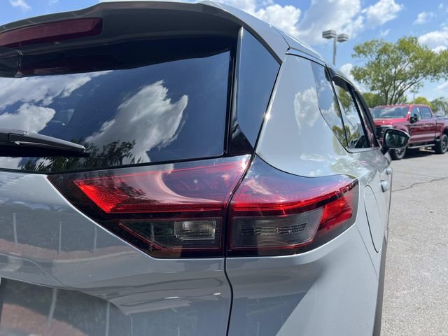 Used 2021 Nissan Rogue SL w/ Premium Package FWD image 14