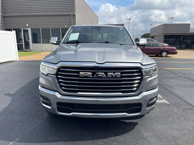 Used 2025 RAM 1500 Laramie AWD/4WD image 12
