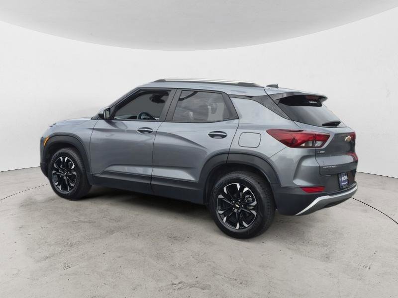 Used 2022 Chevrolet TrailBlazer LT image 3