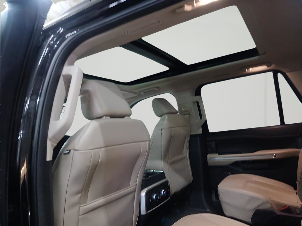 Certified 2022 Ford Expedition Limited image 24