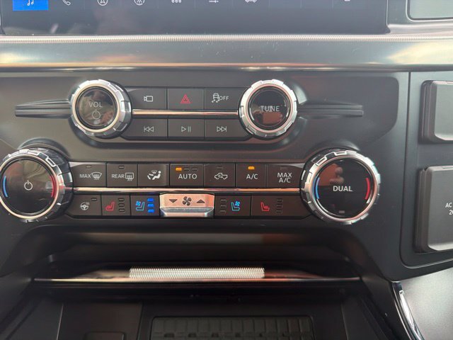 Certified 2025 Ford F150 Lariat w/ Equipment Group 502A High AWD/4WD image 21