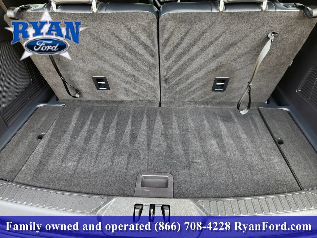 Certified 2025 Ford Explorer ST-Line AWD/4WD image 23