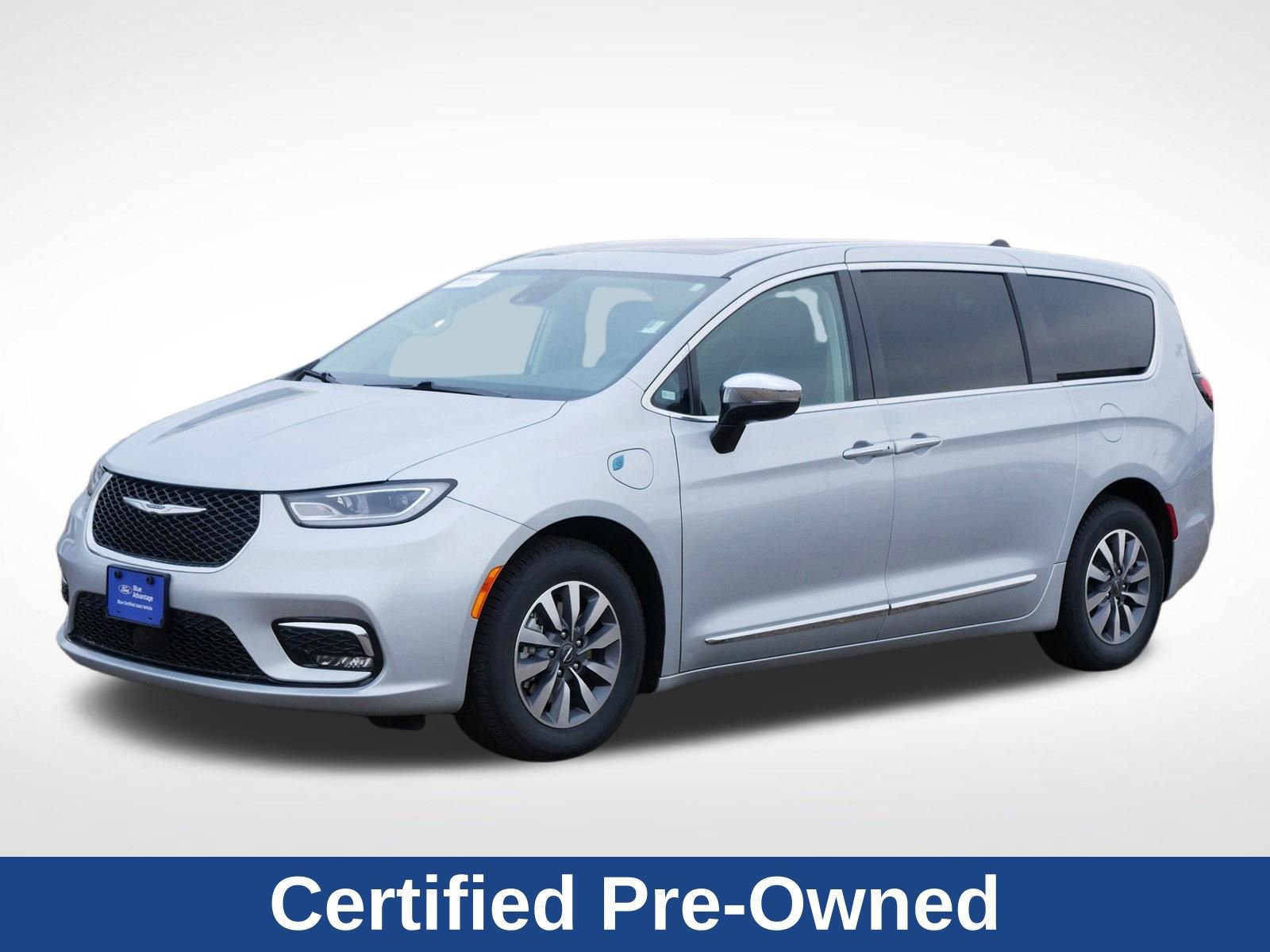 Used 2023 Chrysler Pacifica Limited image 1