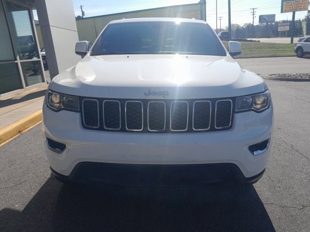 Used 2021 Jeep Grand Cherokee Laredo AWD/4WD image 3
