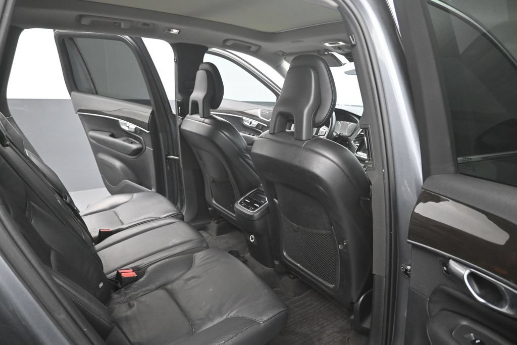 Used 2018 Volvo XC90 T6 Momentum w/ Convenience Package AWD/4WD image 22