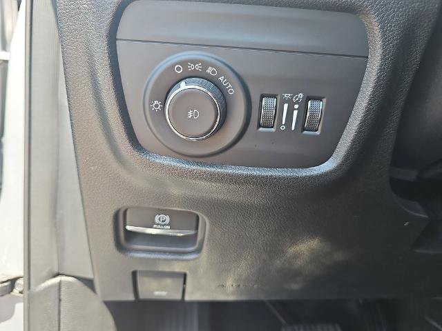 Used 2024 Jeep Grand Cherokee Limited AWD/4WD image 25