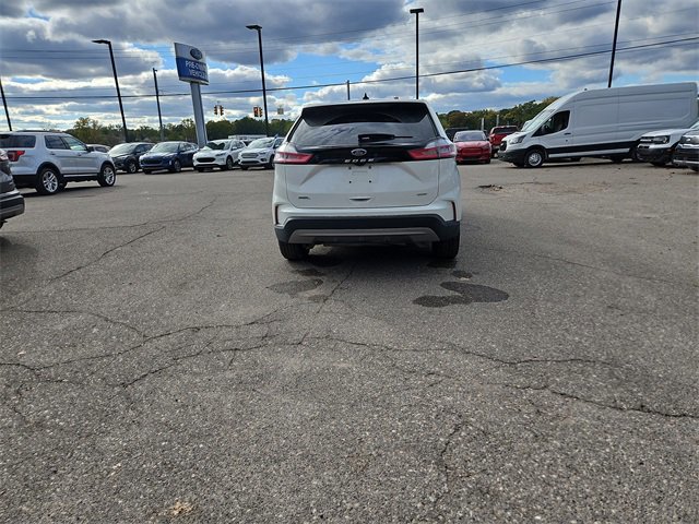 Certified 2023 Ford Edge SEL image 6