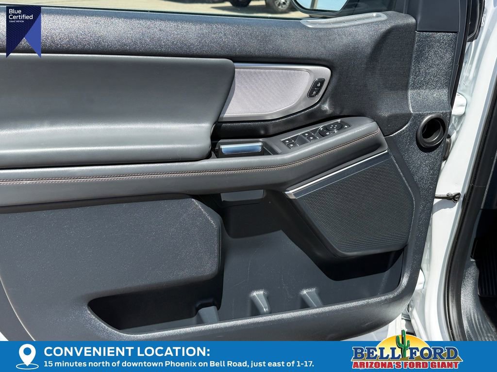 Certified 2025 Ford Expedition Active AWD/4WD image 17