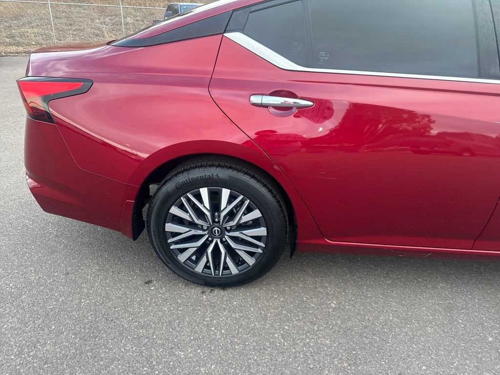 Used 2023 Nissan Altima 2.5 SV image 31