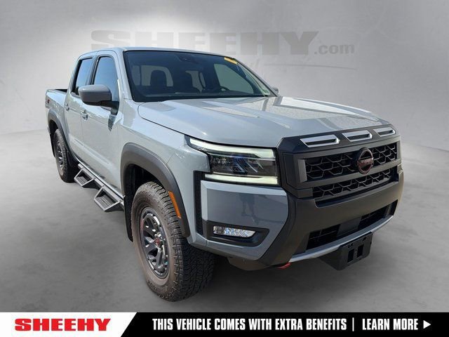 Used 2025 Nissan Frontier PRO-4X AWD/4WD image 7
