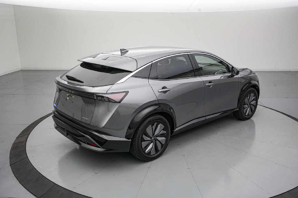 Used 2023 Nissan Ariya FWD image 4