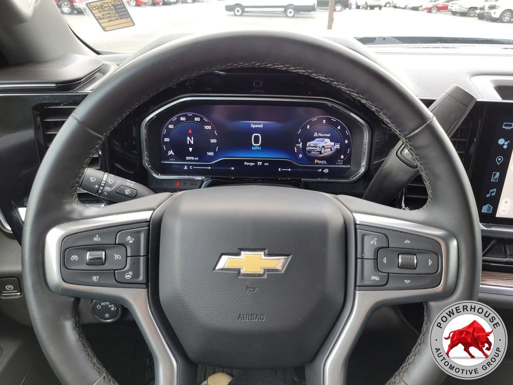 Used 2024 Chevrolet Silverado 1500 LT AWD/4WD image 32
