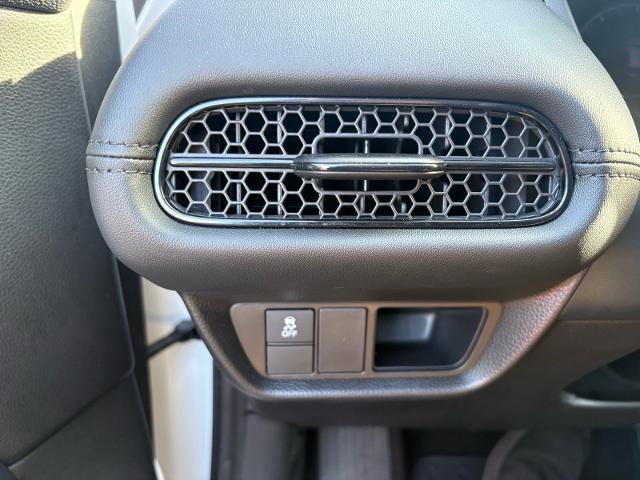 Used 2020 Honda Pilot Touring image 17