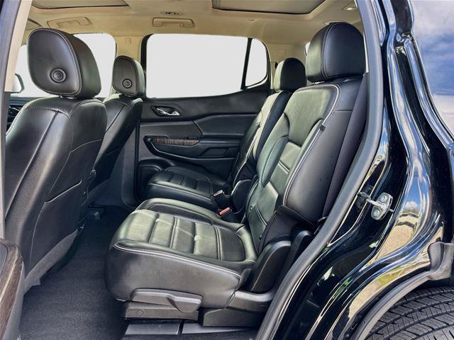Used 2023 GMC Acadia Denali w/ Black Diamond Edition FWD image 28