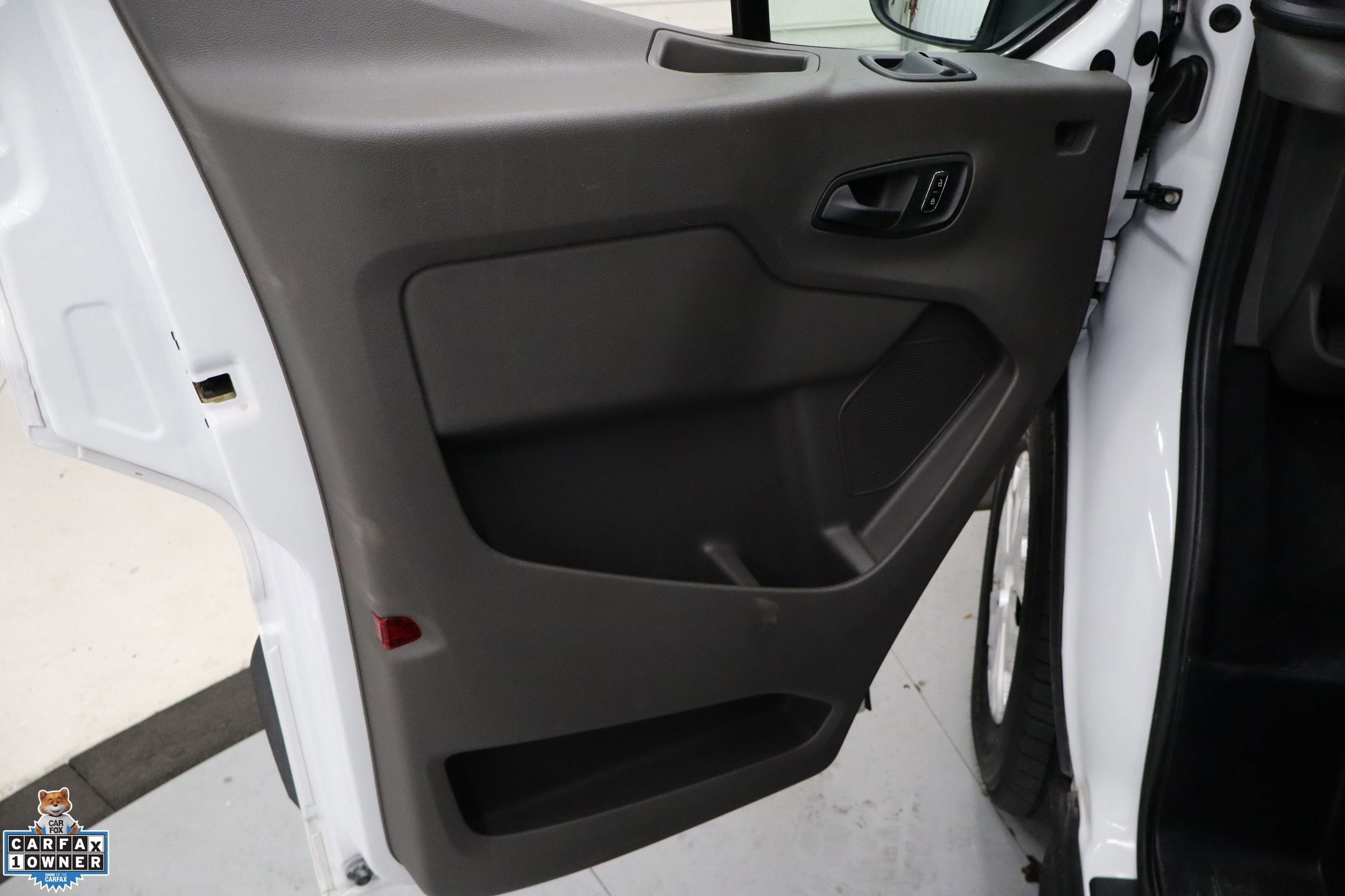 Certified 2023 Ford Transit 350 XLT RWD image 14