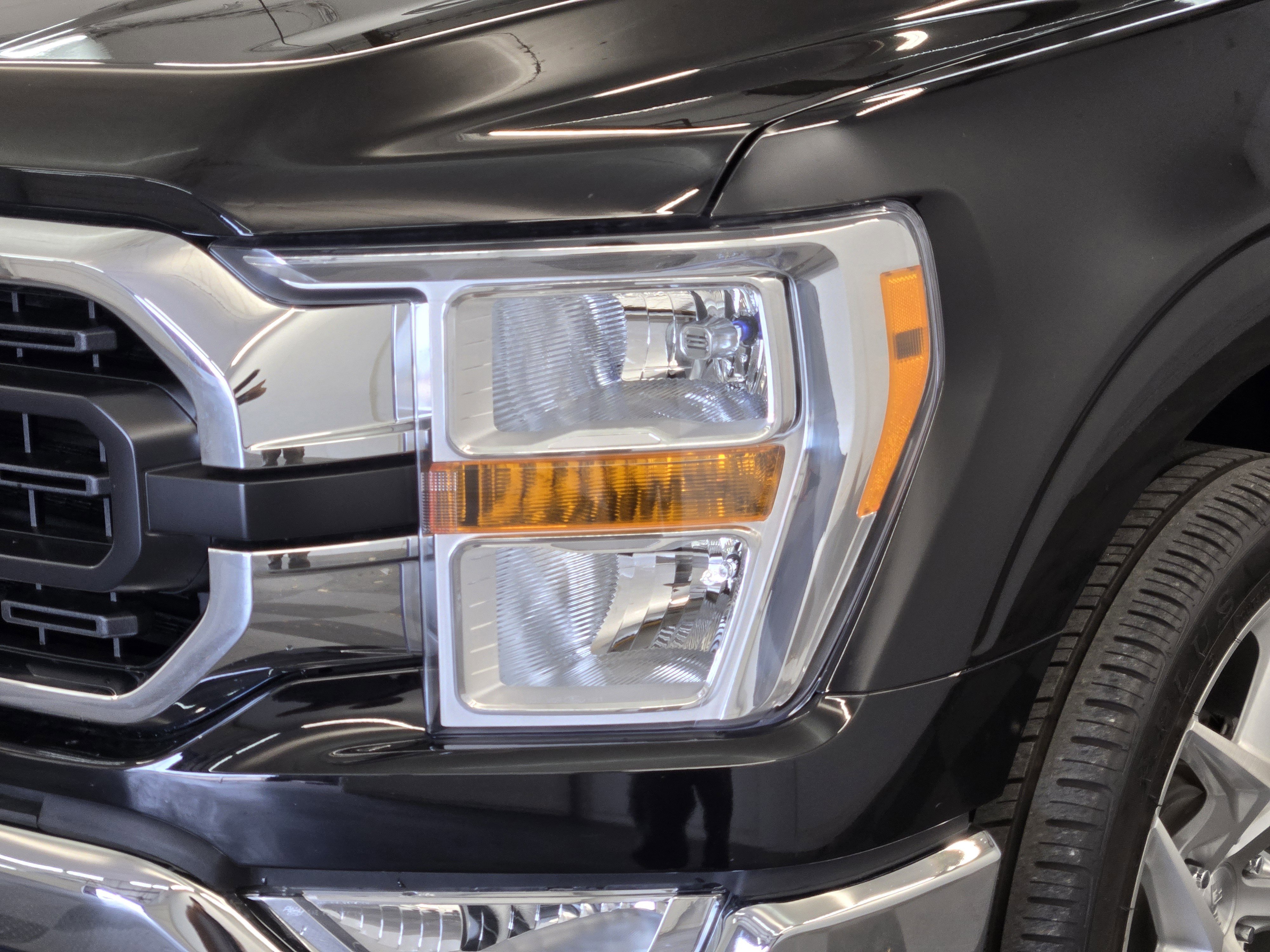 Certified 2021 Ford F150 XLT w/ Equipment Group 301A Mid RWD image 8