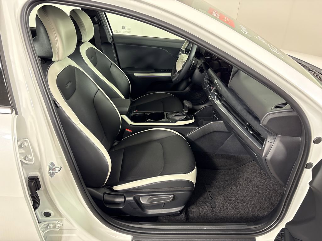 Used 2026 Kia K4 GT-Line Turbo FWD image 6