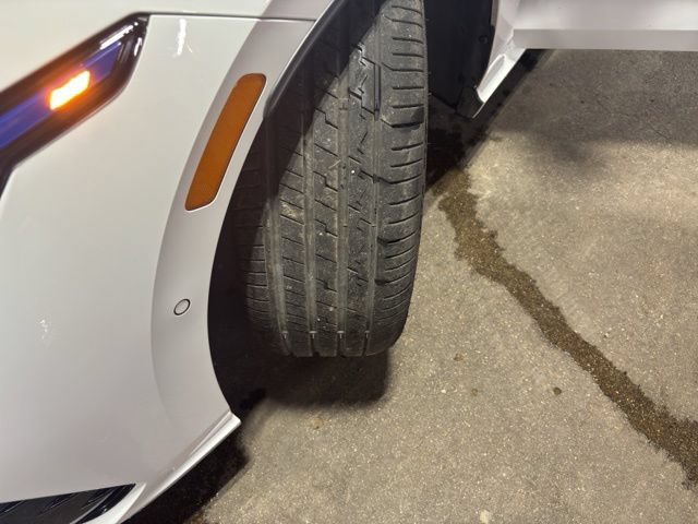 Used 2022 Volkswagen Golf R AWD/4WD image 17