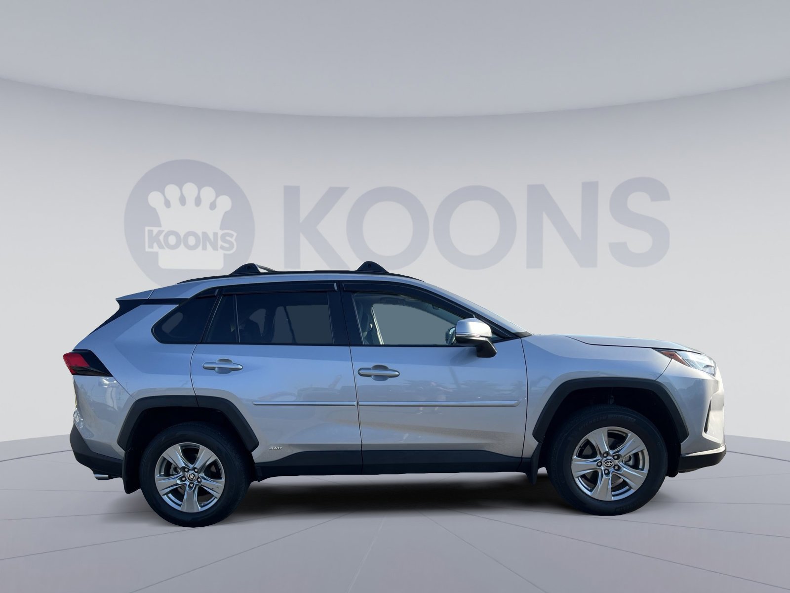 Used 2024 Toyota RAV4 XLE w/ Convenience Package AWD/4WD image 17