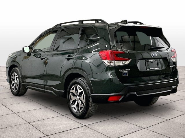 Used 2023 Subaru Forester Premium AWD/4WD image 10