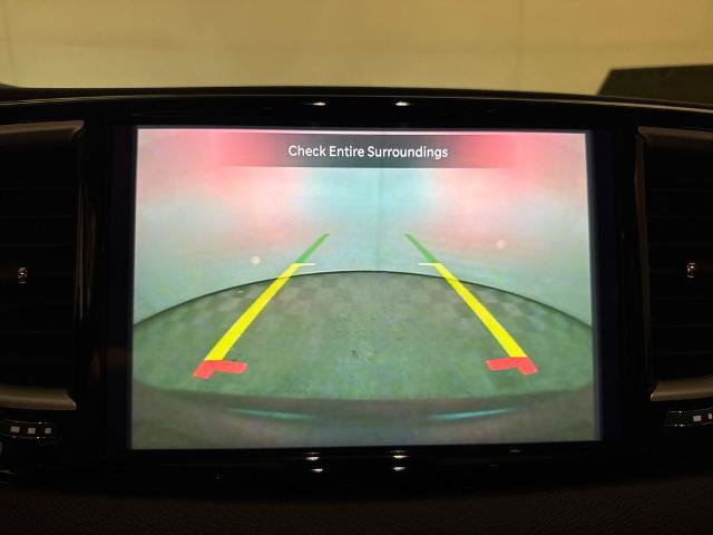 Used 2024 Chrysler Pacifica Touring-L FWD image 27