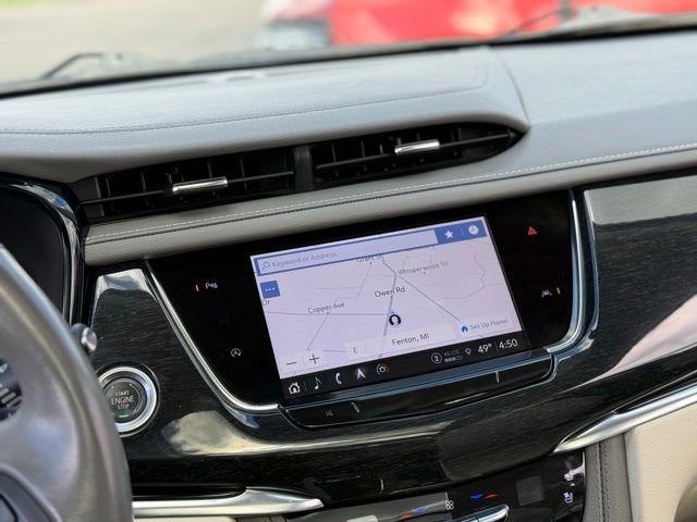 Used 2023 Cadillac XT6 Premium Luxury FWD image 3