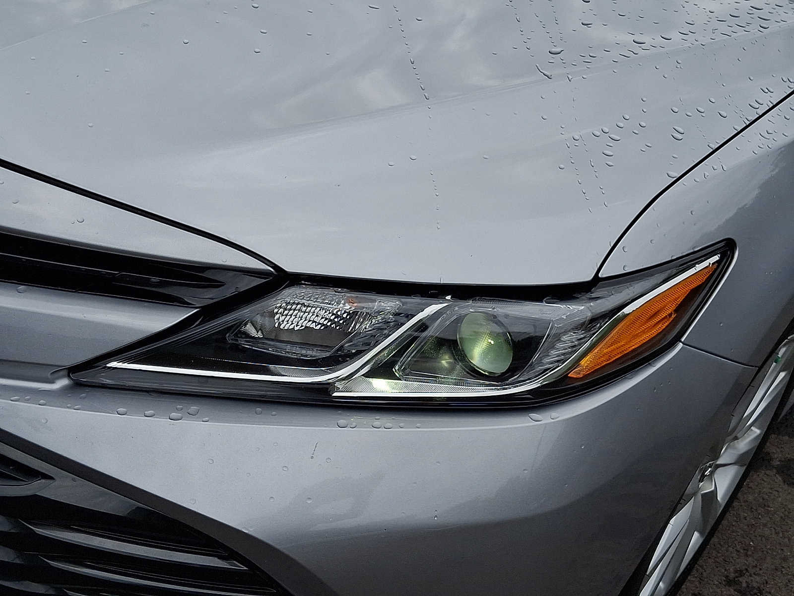 Used 2019 Toyota Camry LE FWD image 9