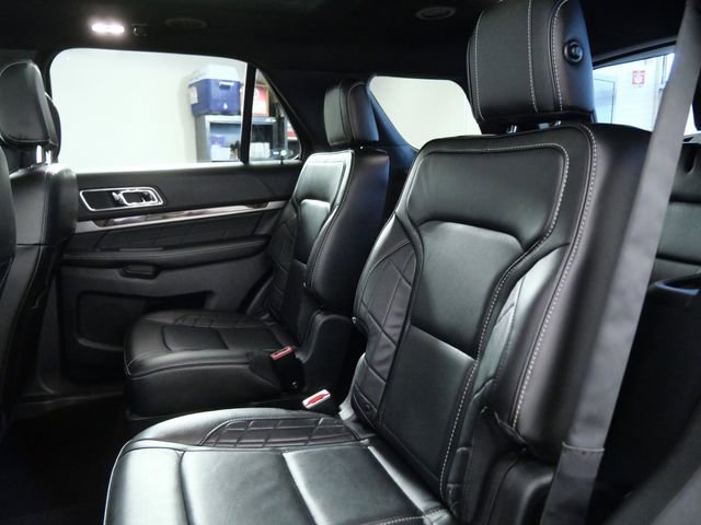 Certified 2018 Ford Explorer Platinum AWD/4WD image 14
