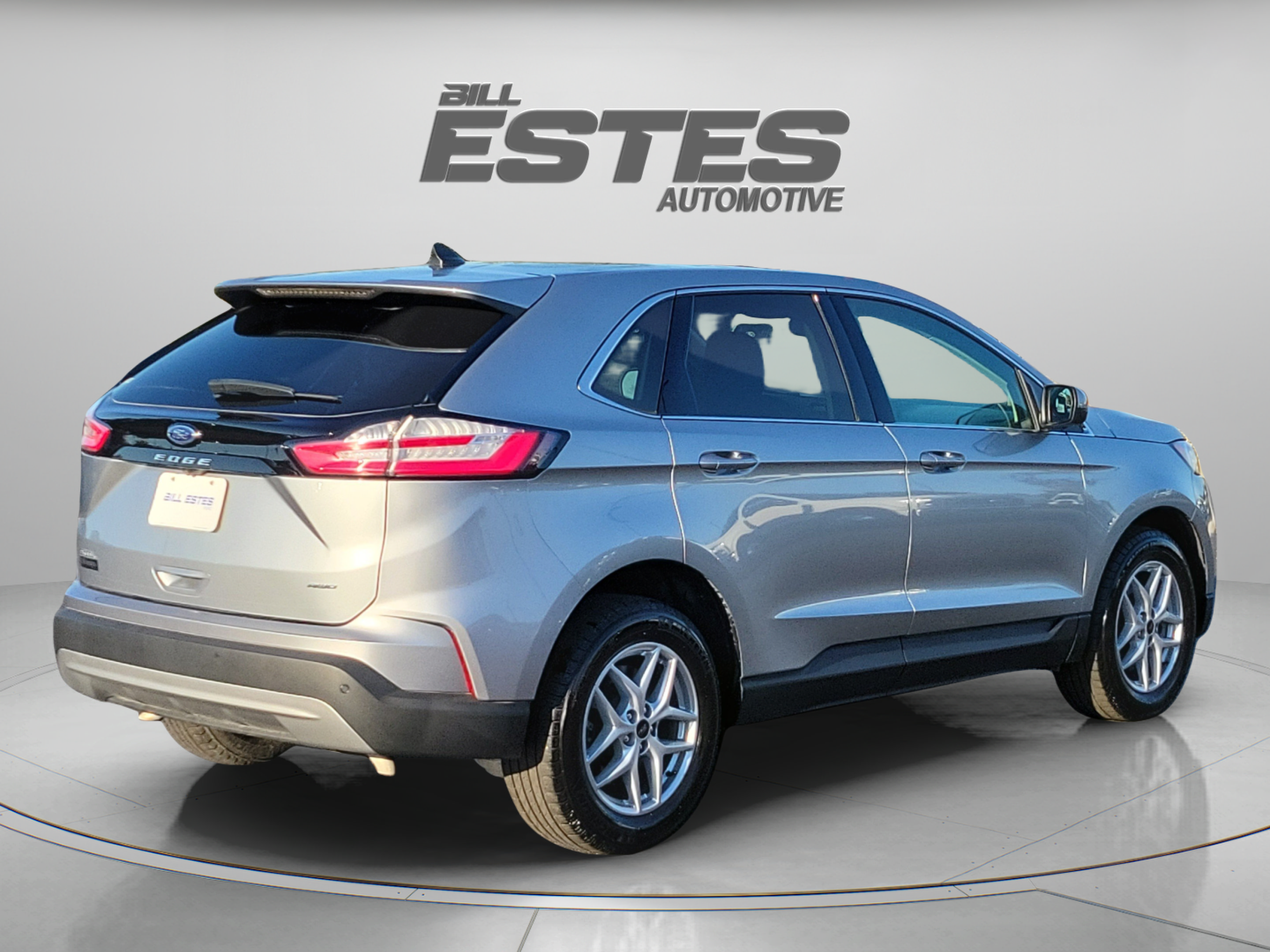 Certified 2024 Ford Edge SEL w/ Convenience Package AWD/4WD image 4