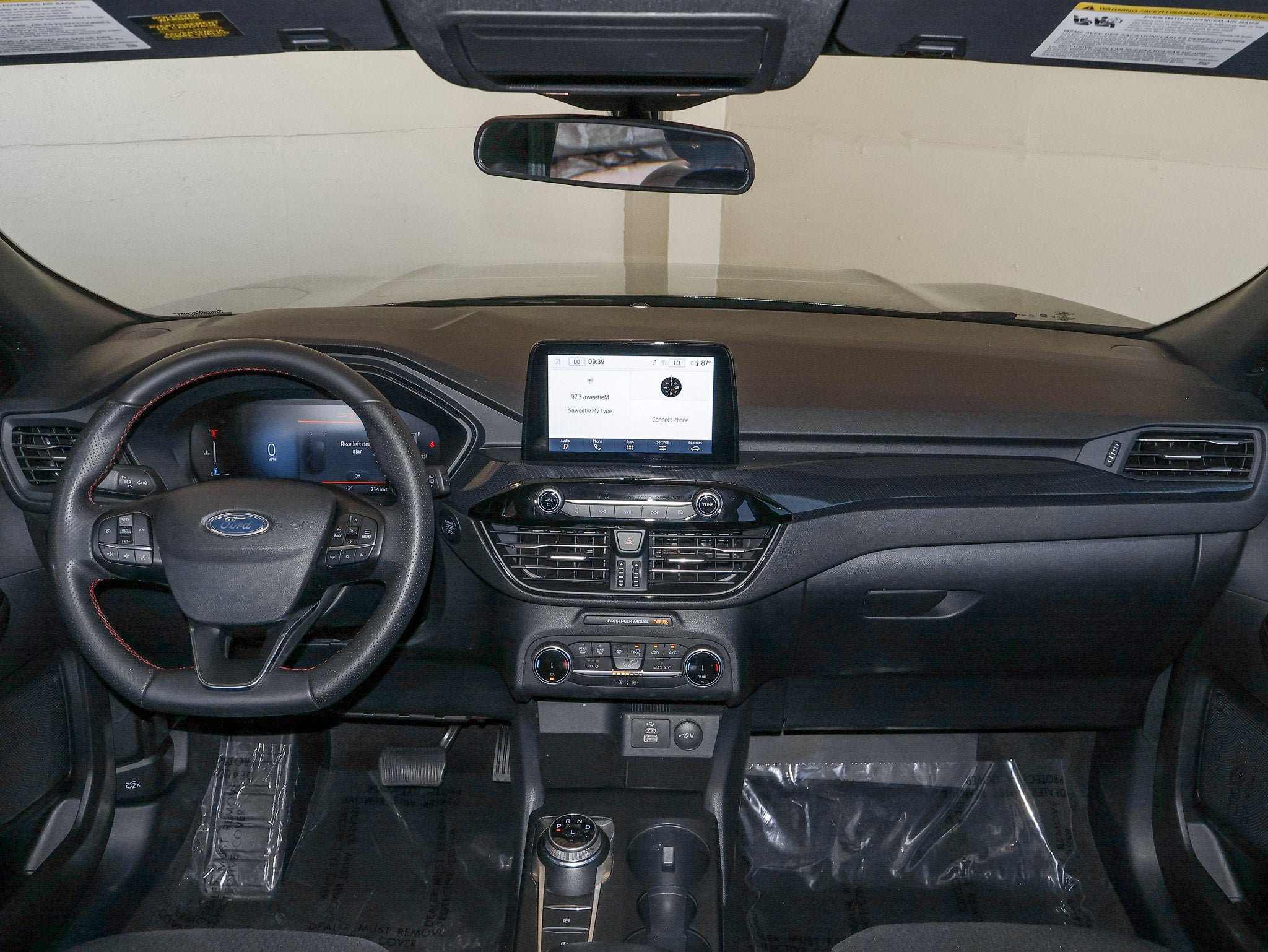 Certified 2025 Ford Escape ST-Line FWD image 25