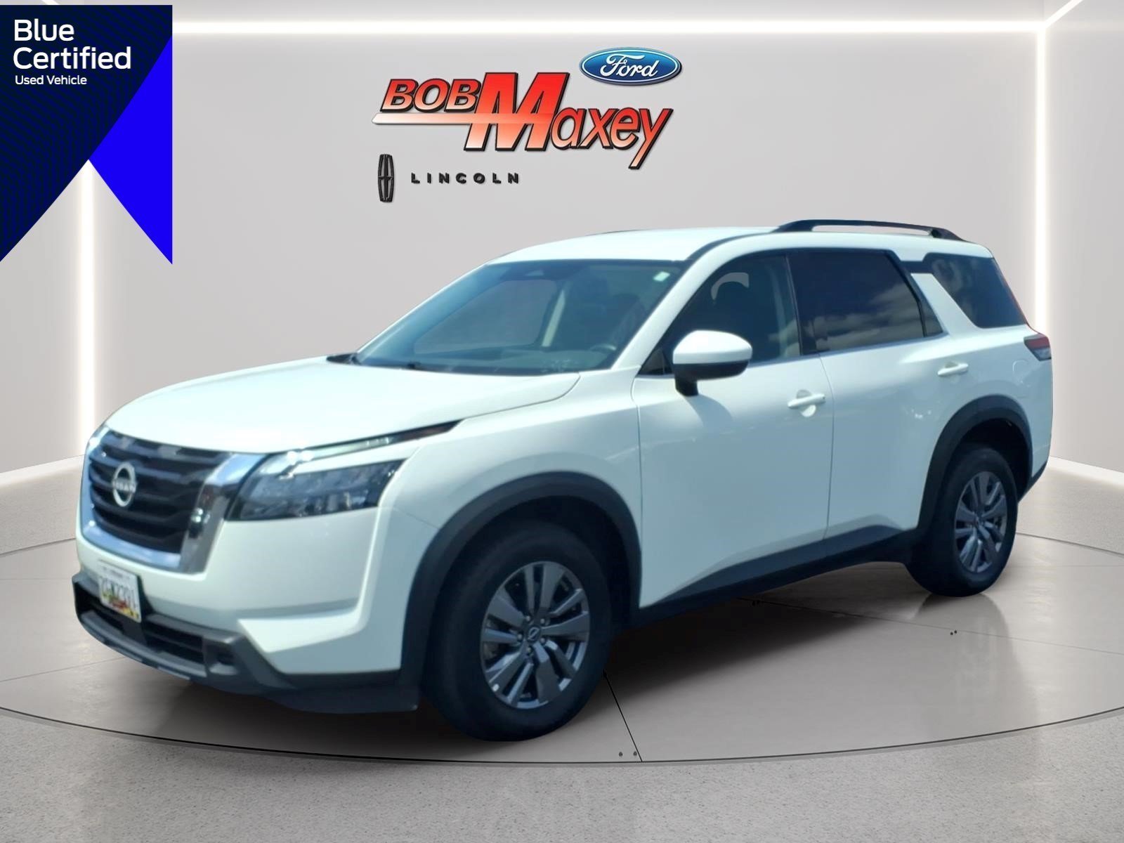 Used 2025 Nissan Pathfinder SV