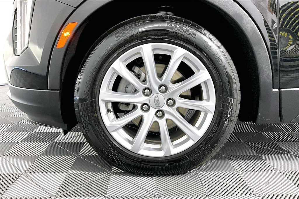 Used 2023 Cadillac XT4 Luxury FWD image 8