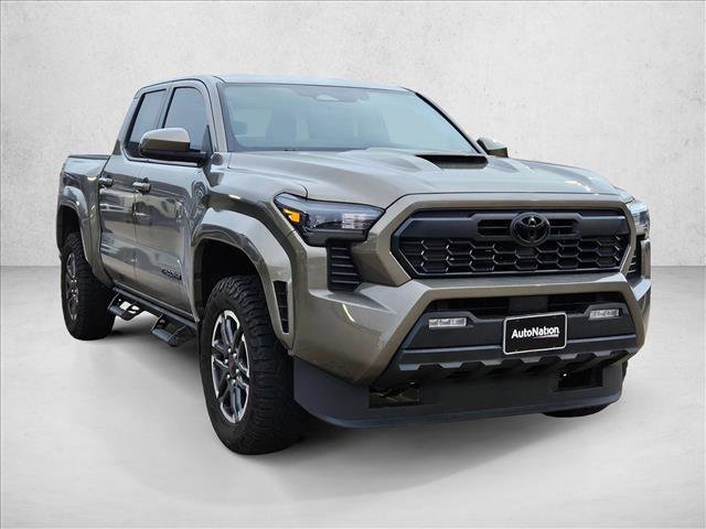 Used 2024 Toyota Tacoma TRD Sport image 3