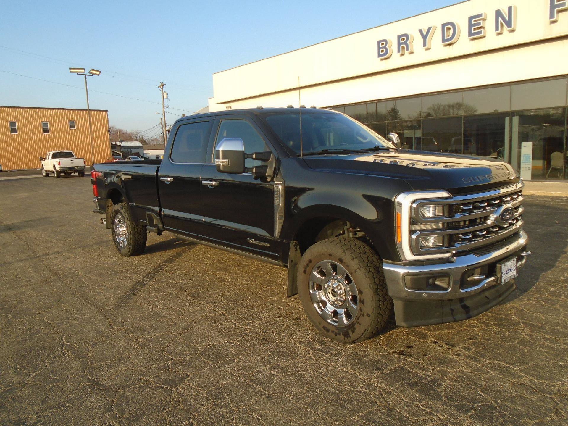 Certified 2023 Ford F350 Lariat w/ Lariat Ultimate Package AWD/4WD image 1